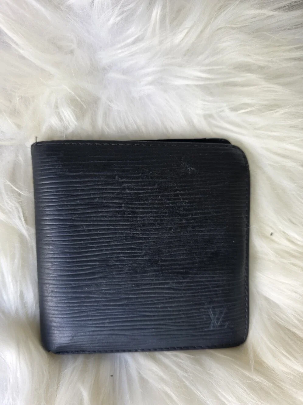 Authentic Louis Vuitton Black Epi Bifold Wallet